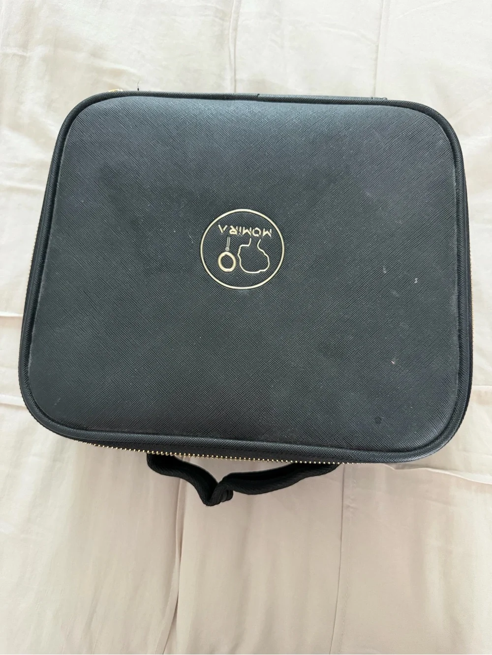 Black Travel mirrored makeup case